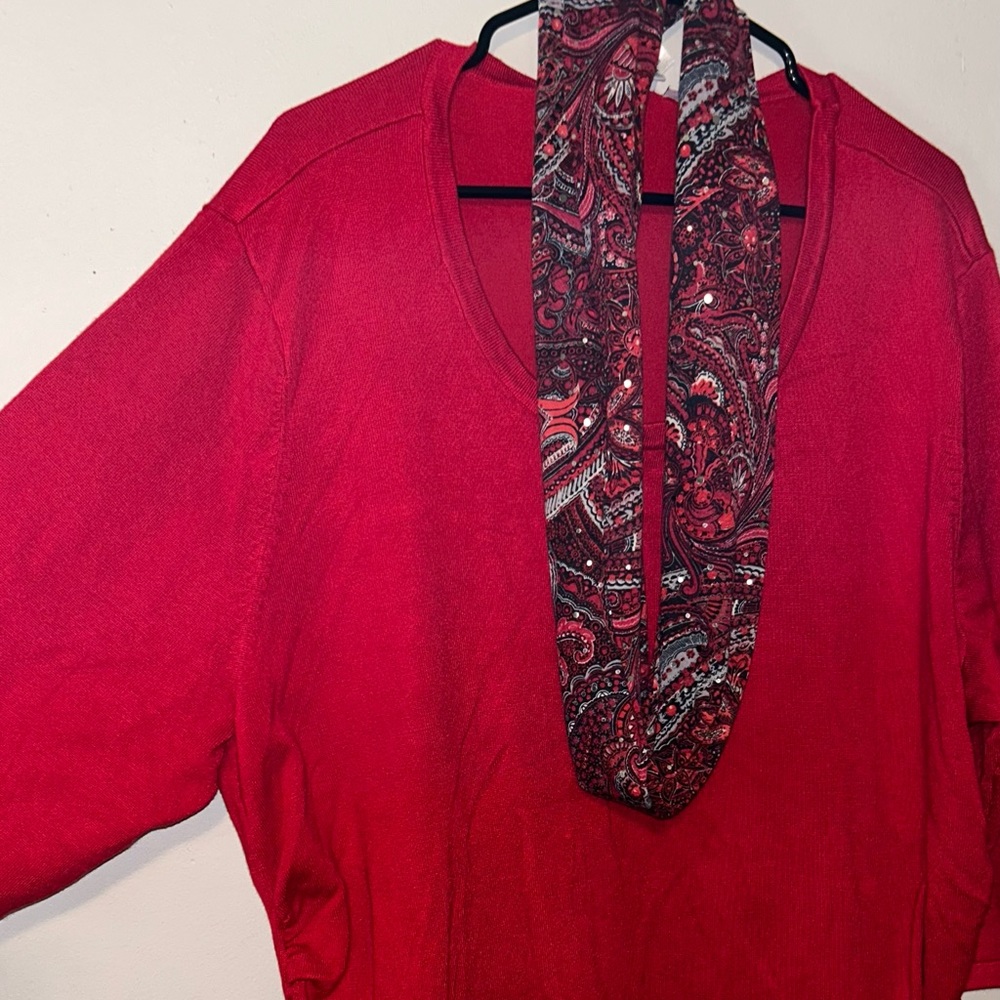 Kim Rogers
Women's Long Sleeve Sweater with Printed Scarf